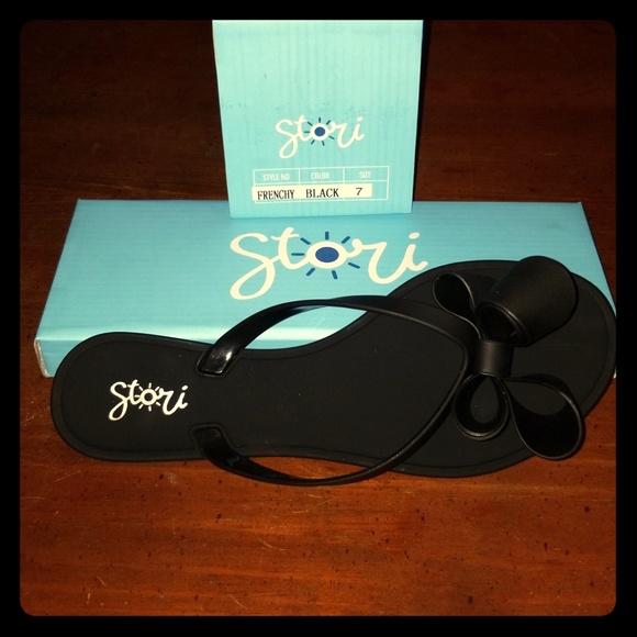 Stori Bow detail sandals 🔵NWT🔵 - Picture 1 of 3